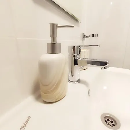 Apartment 2 *