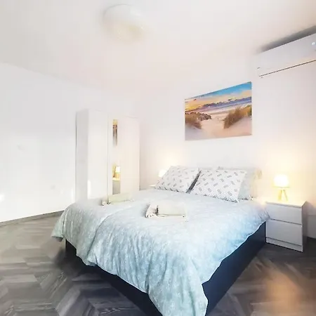 Apartment 2